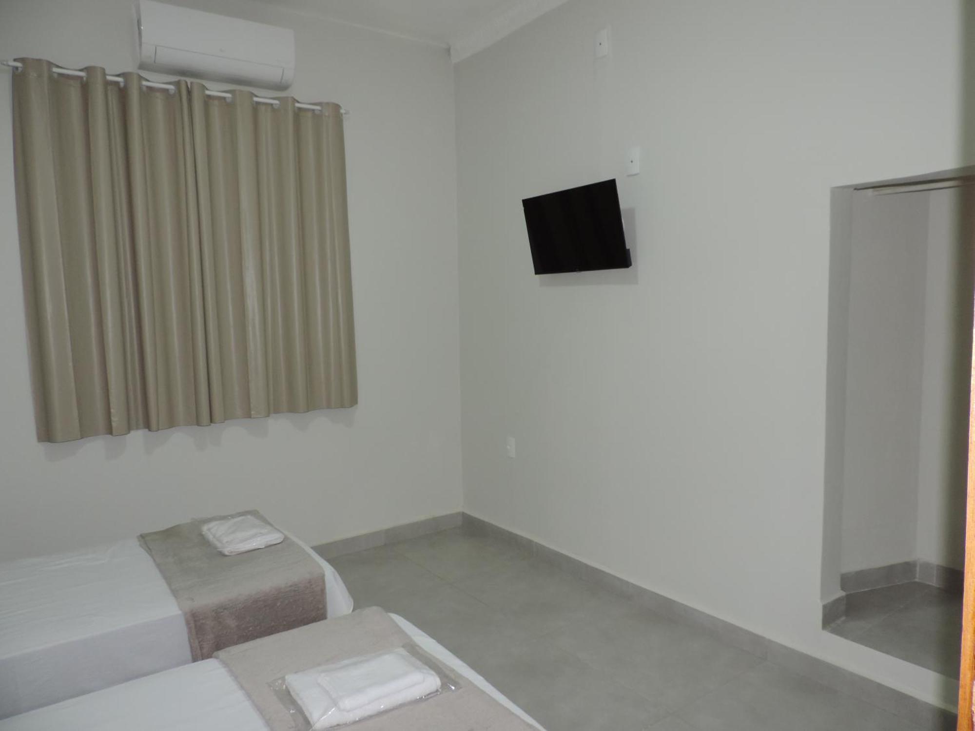 Sb Hospedaria Pousada Uberaba Buitenkant foto