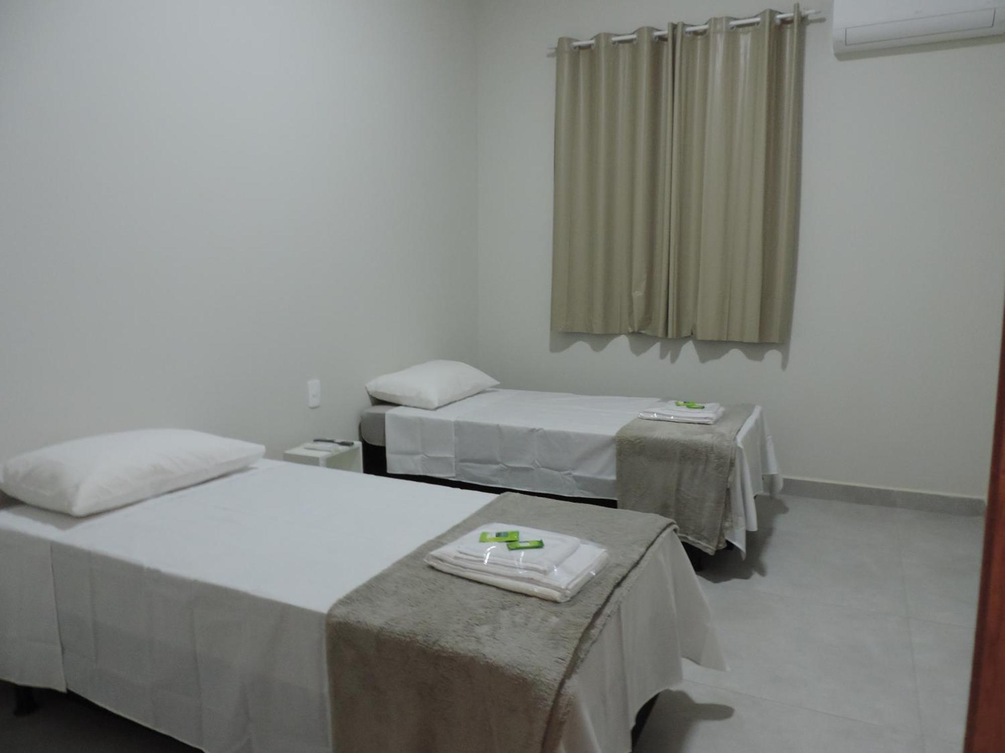 Sb Hospedaria Pousada Uberaba Buitenkant foto