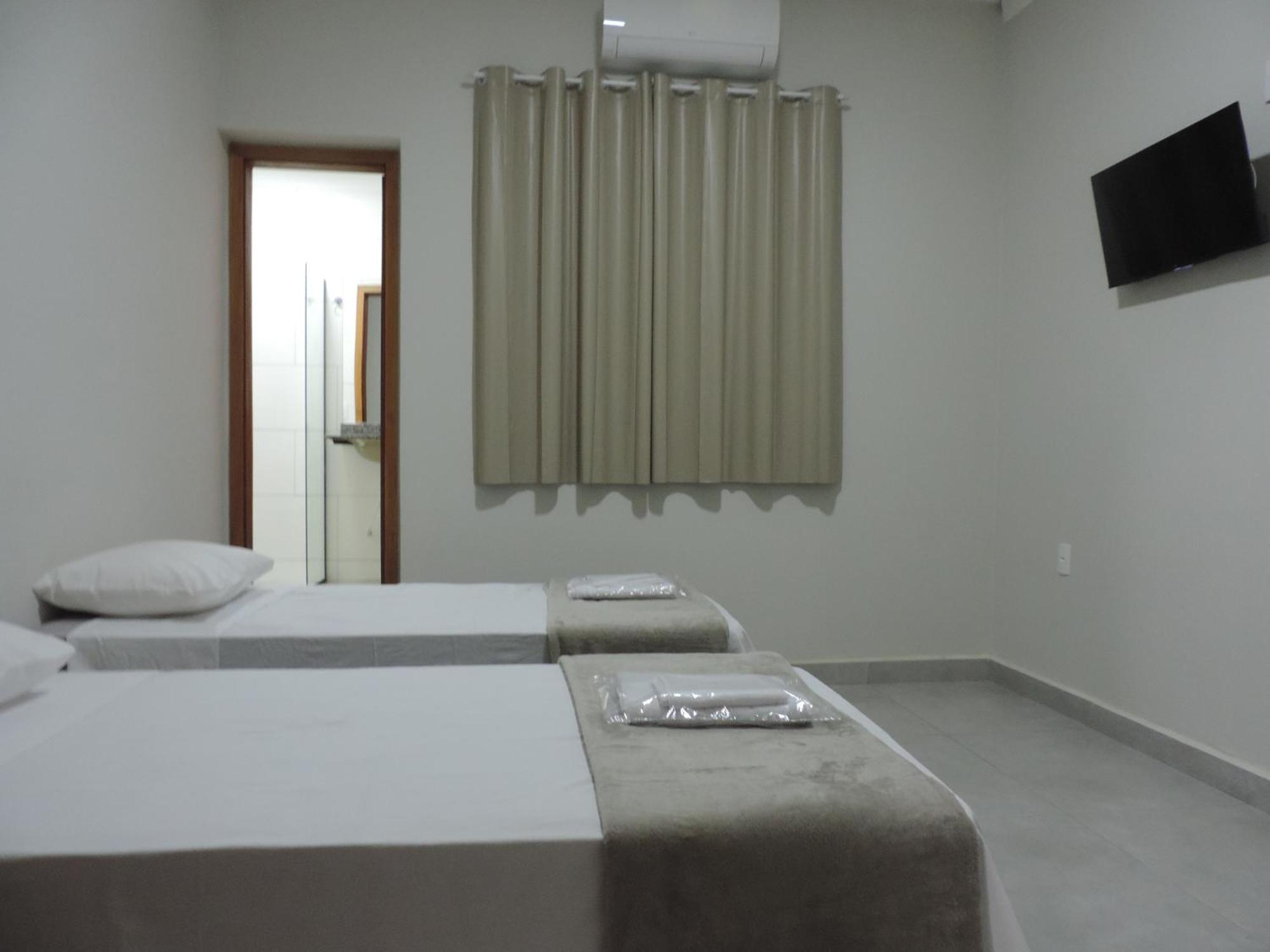Sb Hospedaria Pousada Uberaba Buitenkant foto